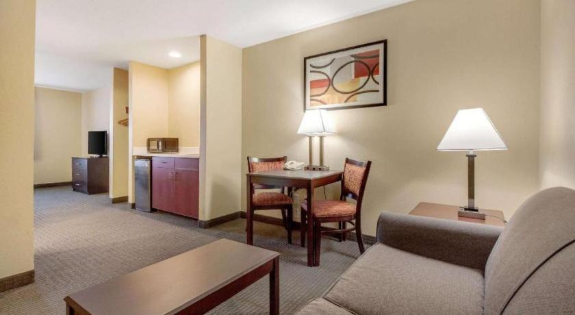 Quality Inn & Suites Arbor Exterior foto
